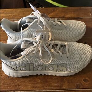 NWT Adidas Kaptir Base Shoe